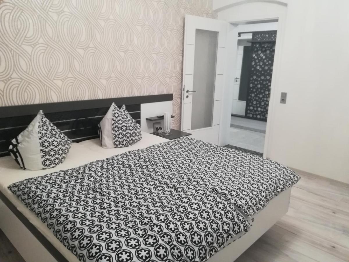 Hochwertige Ferienwohnung/Zentrumsnahe Lage! Reichenbach im Vogtland Eksteriør billede